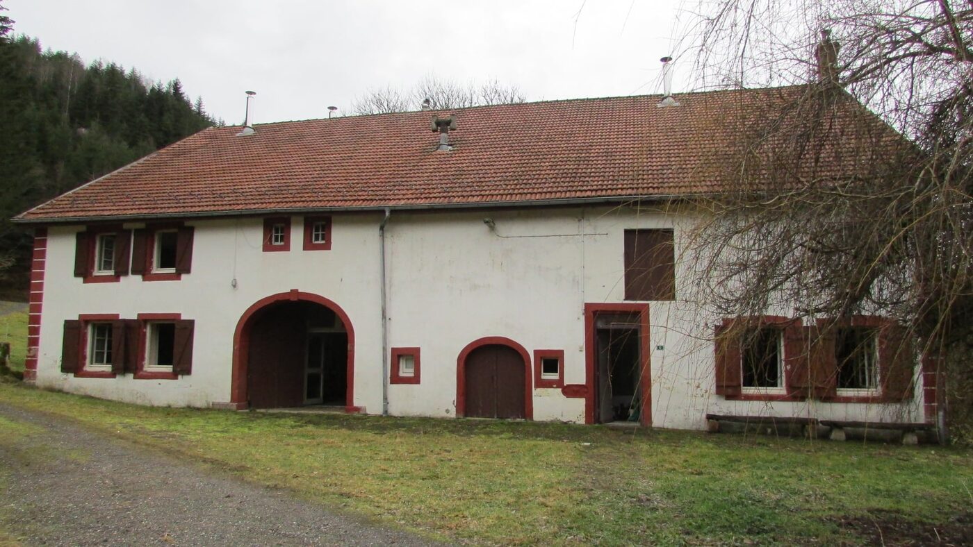 Trois hébergements